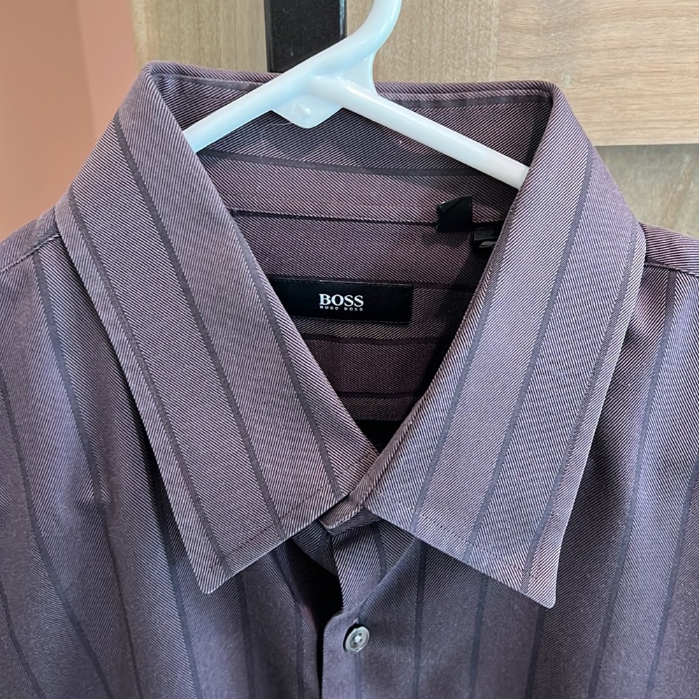Boss button down - Picture 2 of 4